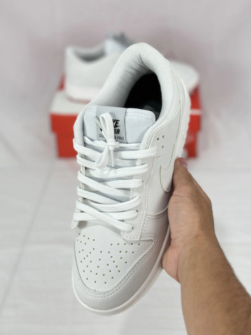 Nike Dunk low branco