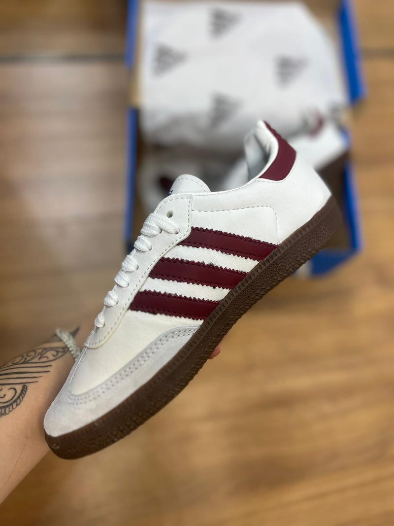 Adidas Samba OG - vermelho